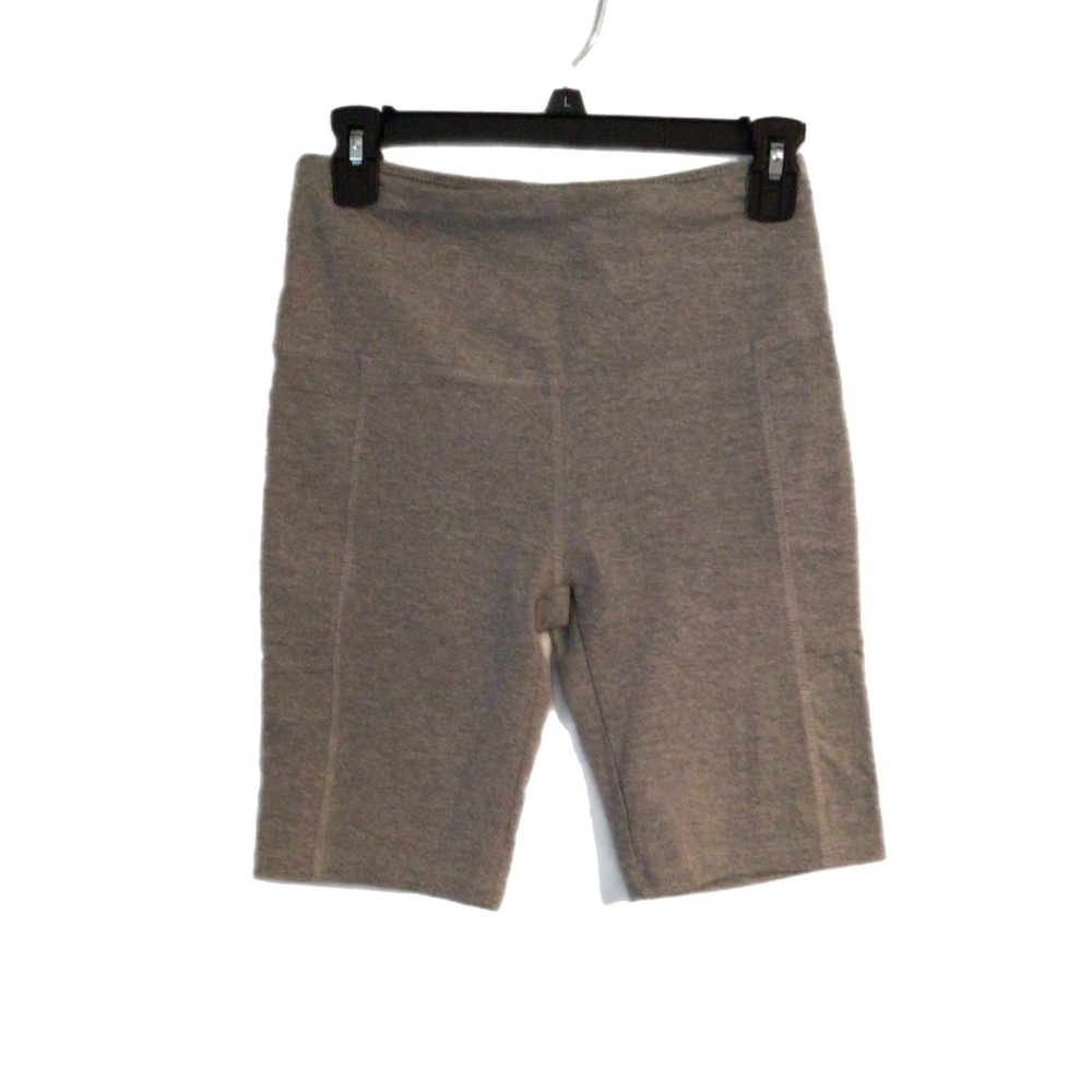 Vintage Onestep Up Woman’s Gray Bikers Shorts. Size Med.